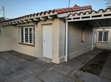 Casa · 290m² · 7 Ambientes · 2 Cocheras · Venta Casa Sobre Ruta Panamericana C/ Departamento