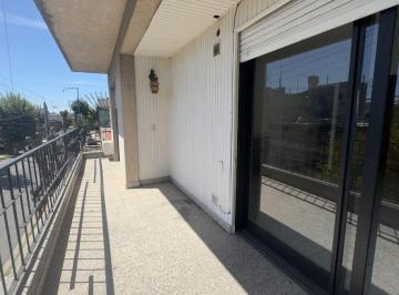 PH · 101m² · 4 Ambientes · Venta Departamento 3 Ambientes Sarandi Terraza