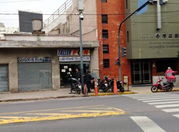 Terreno · 435m² · Venta Lote Parque Chacabuco Av Carabobo