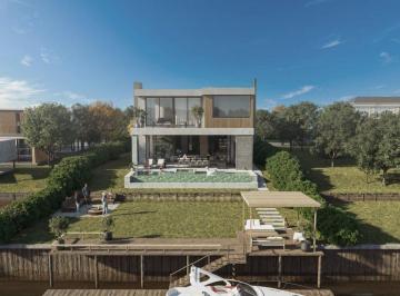 Casa · 384m² · 8 Ambientes · 5 Cocheras · Casa en El Yacht, Nordelta Permuta Financia
