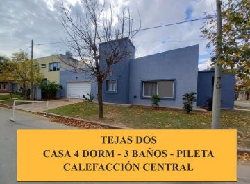 Casa · 266m² · 5 Ambientes · 3 Cocheras · Tejas Dos - Casa 4 Dorm. 266 M² - Pileta