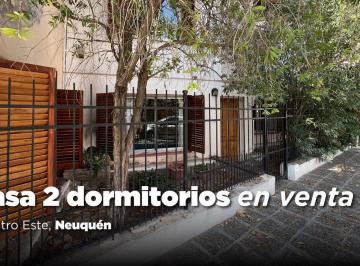 PH · 90m² · 4 Ambientes · 1 Cochera · PH en Venta | Centro Este Nqn | Dos Dorm.