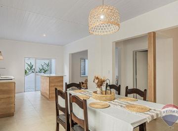 PH · 148m² · 4 Ambientes · 1 Cochera · Casa en Venta - La Plata
