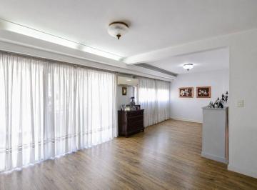 Departamento · 124m² · 5 Ambientes · 1 Cochera · Departamento en Venta La Plata