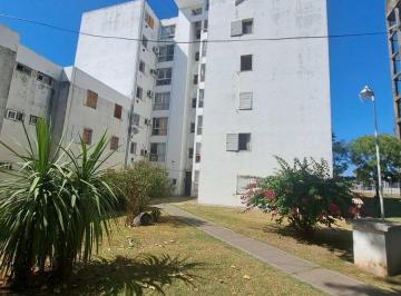Departamento · 70m² · 4 Ambientes · Alquiler Departamento de 4 Amb. en Quilmes Oeste