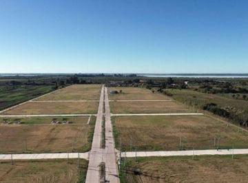 Terreno · 200m² · Se Vende Lote de 200 m² en Praderas El Chaquito