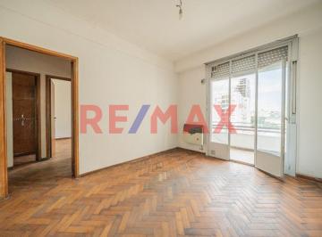 Departamento · 74m² · 3 Ambientes · Venta de Dpto. 3 Amb. con Patio en Balvanera