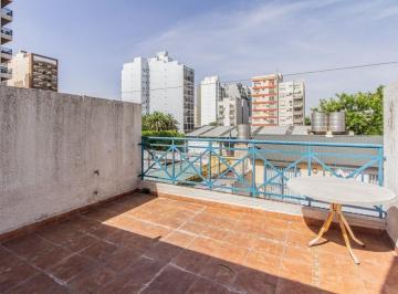 Casa · 120m² · 4 Ambientes · 1 Cochera · Venta Casa Triplex 4 Amb - Terr - Coch - Play - Caballito