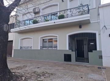 PH · 63m² · 3 Ambientes · PH de Dos Dorm. Apto Banco en La Plata