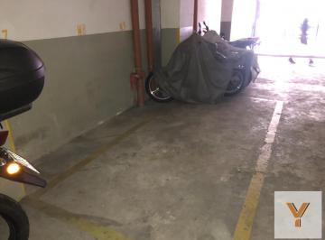 Garage · 9m² · 1 Cochera · Cochera Para Moto en Venta - 9 m² - Balvanera