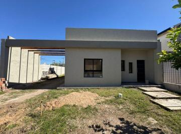 Casa · 78m² · 3 Ambientes · 1 Cochera · Casa en Venta a Estrenar 2 Dorm Valle Cercano Cba