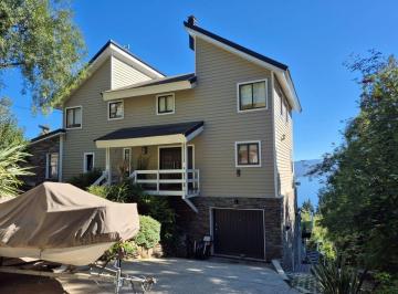 Casa · 397m² · 8 Ambientes · 1 Cochera · Venta Casa Km² Bariloche - Vista y Pileta