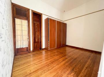 Departamento · 165m² · 4 Ambientes · Dpto 4 Amb con Patio, Dependencia, Apto Credito