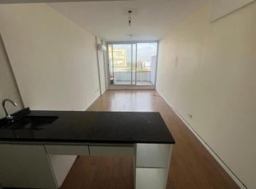 Departamento · 44m² · 2 Ambientes · Venta Dpto Dos Amb C Balcon a La Calle Parque Cha