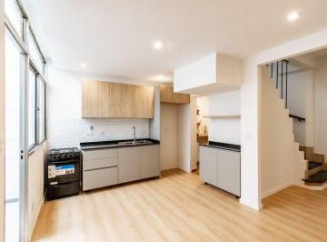 Casa · 136m² · 4 Ambientes · 1 Cochera · Vta. Casa 4 Amb C/choch. Villa Ortuzar Apta Credito