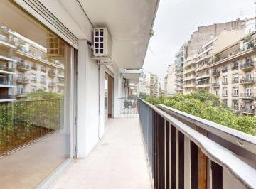 Departamento · 116m² · 3 Ambientes · 1 Cochera · Venta Departamento 3 Ambientes Balcón Corrido Al Frente Cochera Av Callao y Arenales Recoleta