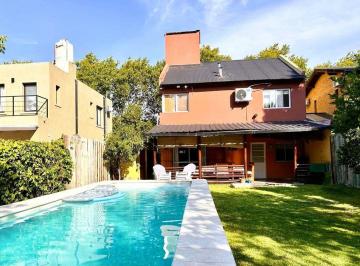Casa · 170m² · 4 Ambientes · 2 Cocheras · Venta Casa 4 Amb. Pileta B. Cerrado Bella Vista