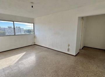 Departamento · 60m² · 4 Ambientes · Apartamento en Venta, 3 Dorm., Malvin Norte