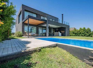 Casa · 270m² · 7 Ambientes · Venta de Casa en Costas - Puertos del Lago