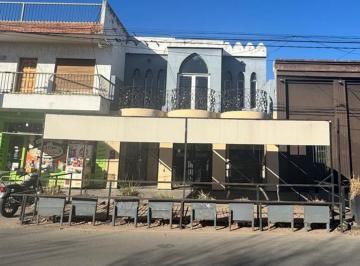 Local comercial · 366m² · Local Comercial en Alvear 52, Santa Rosa