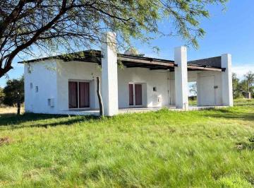 Quinta vacacional · 114m² · 1 Dormitorio · Chacra en J. Hernández - Anguil