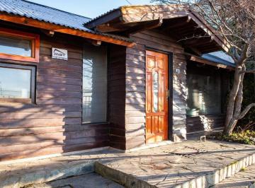 Casa · 146m² · 8 Ambientes · Venta de Casa 3 Dorm., Rio Grande