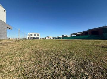 Terreno · 700m² · Terreno en Venta, Barrio San Felipe Canning.