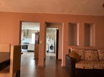 Casa · 120m² · 3 Ambientes · 2 Cocheras · Se Vende Casa en El Challao, Las Heras