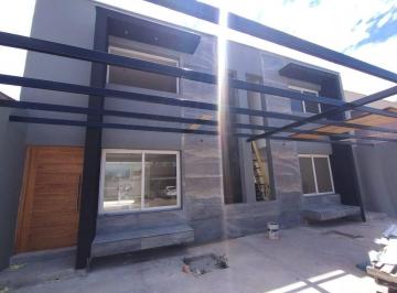 PH · 100m² · 2 Ambientes · 2 Cocheras · Se Vende Dúplex en Maipú, Mendoza