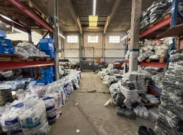 Depósito · 1200m² · Local / Depósito en Alquiler – 1.200 m² V. Alsina