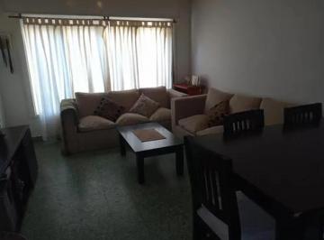 Casa · 75m² · 3 Ambientes · Casa en Venta - 2 Dorm. 1 Baño - 75 m² - Morón