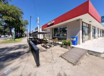 Fondo de comercio · 38m² · Vta. Fondo de Comercio Heladeria 1° Marca.
