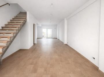 Casa · 130m² · 4 Ambientes · 1 Cochera · Excepcional Duplex a Estrenar en Florida Oeste - 230 m² Totales