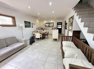 Casa · 75m² · 3 Ambientes · 1 Cochera · Duplex 3 Ambientes en Quilmes Oeste