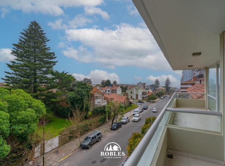 Departamento · 65m² · 2 Ambientes · 1 Cochera