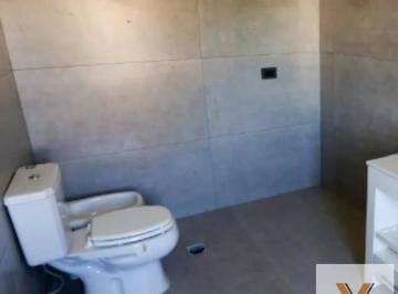 Casa · 251m² · 4 Ambientes · Casa en Venta - 3 Dorm. 3 Baños - 656 m² - Canning