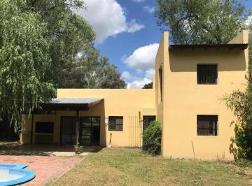 Casa · 110m² · 4 Ambientes · ¡Oportunidad!