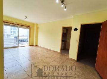 Departamento · 48m² · 2 Ambientes · 2 Ambientes Al Frente - Amplio de Verdad Luminoso y con Balcon Corrido