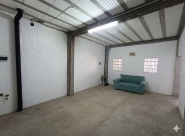 Depósito · 27m² · Alquiler Deposito Quilmes