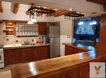 Casa · 300m² · 6 Ambientes · 3 Cocheras · Casa en Venta - 4 Dorm. 3 Baños - 300 m² - Haras del Sur I, La Plata