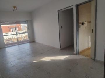 Departamento de 3 ambientes, Tres de Febrero · Alquiler Depto 3 Amb con Balcon