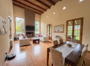 Casa · 240m² · 5 Ambientes · 5 Cocheras · Casa en Venta en Ricardo Rojas, López Camelo, Tigre