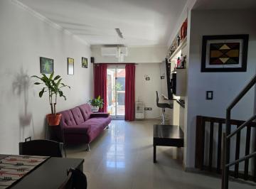Departamento · 70m² · 3 Ambientes · 1 Cochera · Duplex 2 Dorm. en Venta Cochera