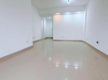 Departamento · 90m² · 4 Ambientes · Departamento en Alquiler - 3 Dorm. 2 Baños - Caballito