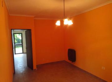PH · 80m² · 4 Ambientes · 1 Cochera · PH en Venta - 3 Dorm. 1 Baño - La Plata