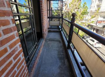 Departamento · 24m² · 1 Ambiente · Departamento un Ambiente con Balcón en Alquiler - Morón
