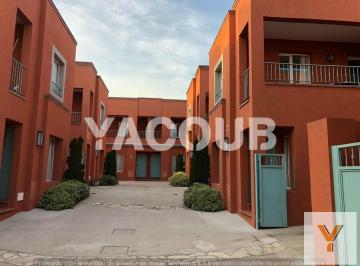 Casa · 70m² · 3 Ambientes · 1 Cochera · Casa Duplex en Alquiler - 2 Dorm. 2 Baños Patio y Cochera - 90 m - Tandil Zona Av Brasil