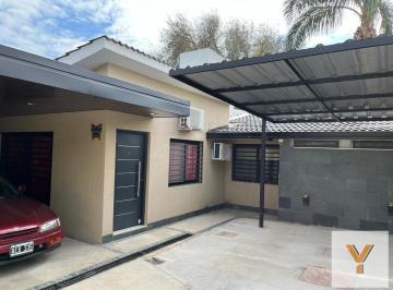 Casa · 120m² · 3 Ambientes · 2 Cocheras · Casa en Venta - 2 Dorm. 2 Baños - Cochera - 270 m² - Las Malvinas, Villa Carlos Paz