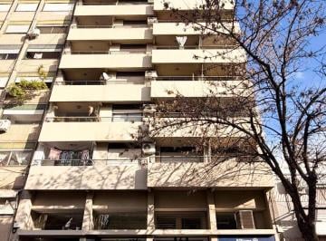 Departamento de 4 ambientes, Rosario · Dueño Vende Excelente Dpto 1 Dormitorio con Cochera, Dos Balcones Urquiza 2843