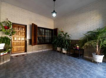 MCZ-MCZ-976_2 · Venta Casa 4 Ambientes con Garaje y Terraza en Caseros